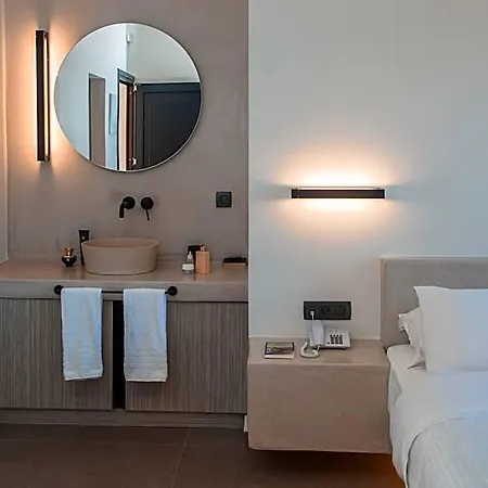 Hotel North Wind Luxury 4*
