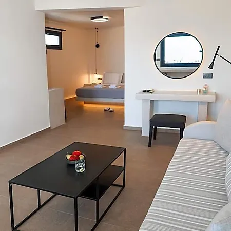 North Wind Luxury 4* Oia