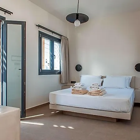 North Wind Luxury Oia
